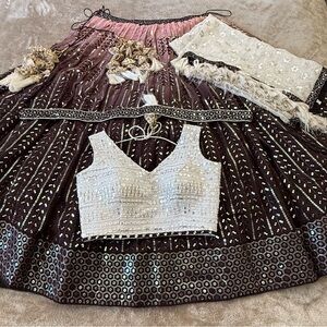Women’s Lehenga Size XL/ L 4 piece white brown blush pink Ethnic Indian wear